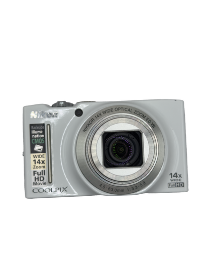 Nikon Coolpix S8200